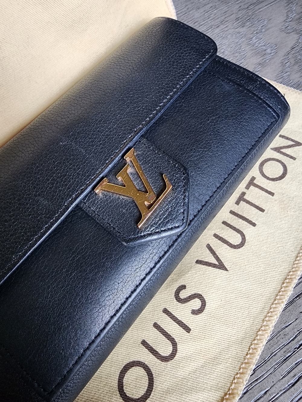 Authentic Louis Vuitton Black Leather Lockme Wallet - Picture 3 of 16
